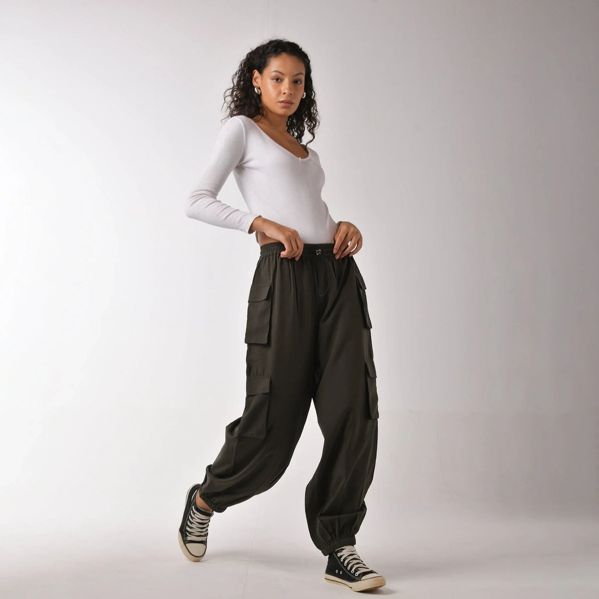 Shop Trendy Baggy Cargo Parachute Pant Today! – I Z F