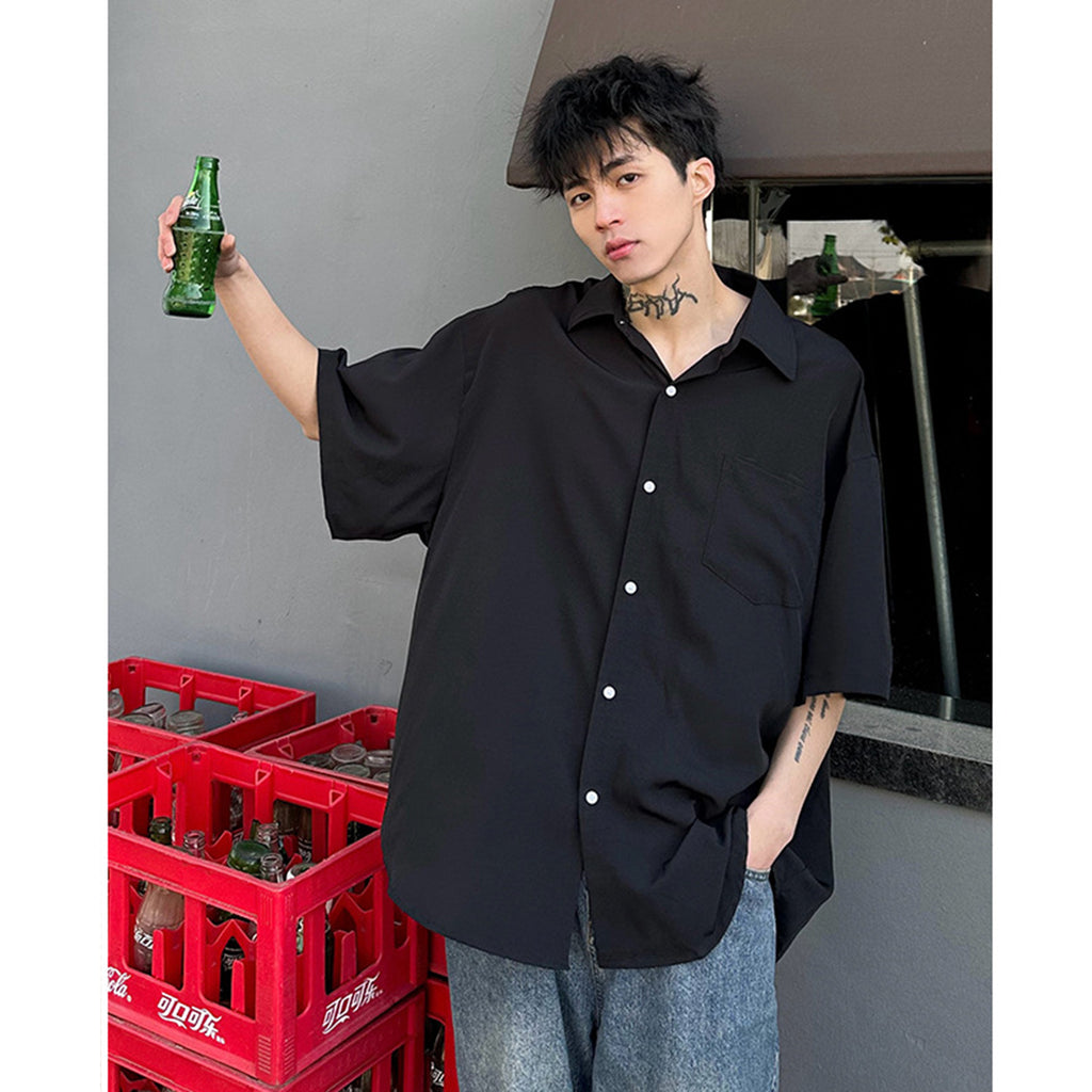 Black korean-style boxy relaxed silky shirt for men