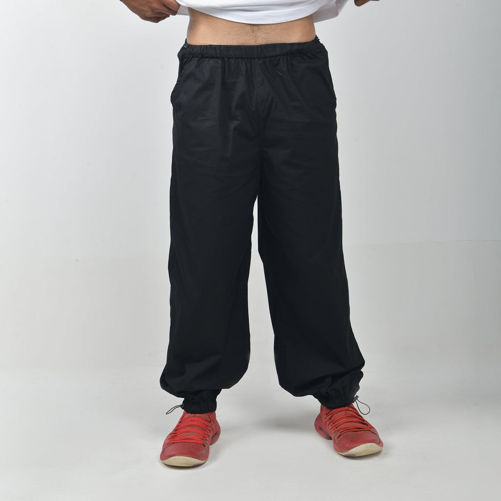 Black Oversized Parachute Pants - I Z F