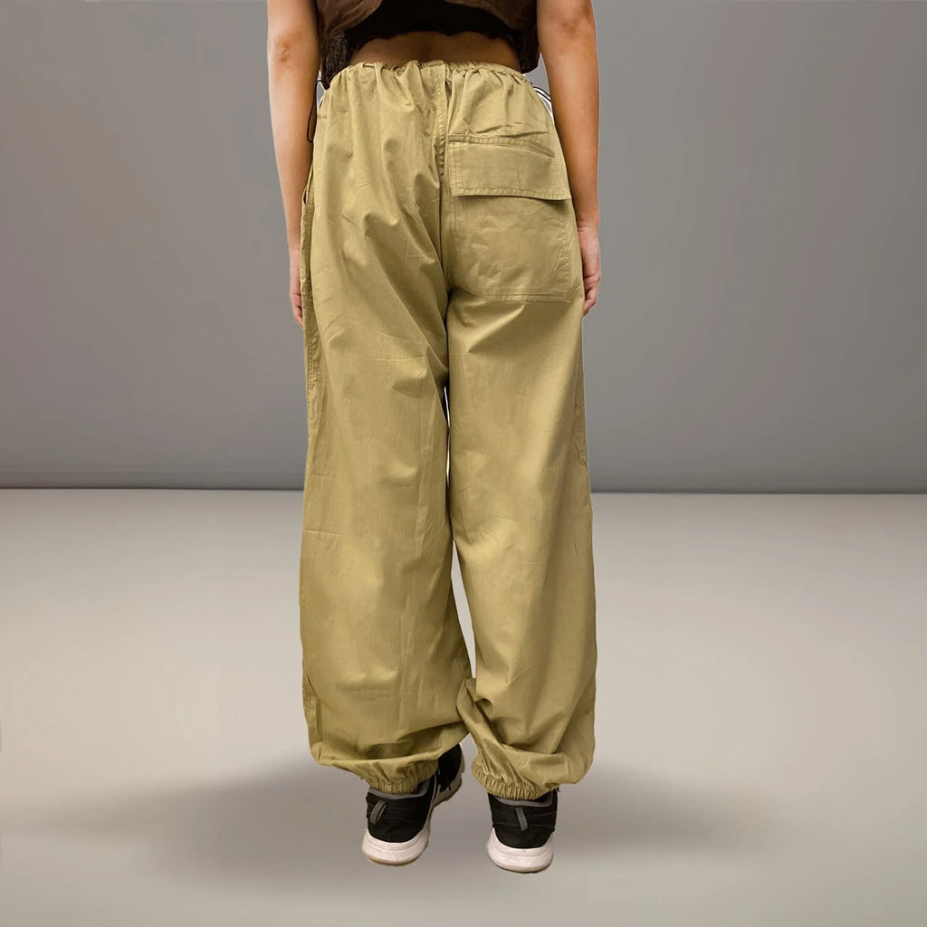 Black Oversized Parachute Pants - I Z F