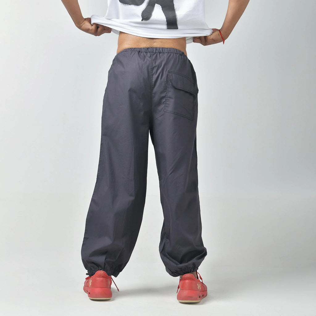 Get Comfy Trendy Shop Parachute Pant Combos For Any Outfit I Z F get-comfy-trendy-shop-parachute-pant-combos-for-any-outfit-i-z-f