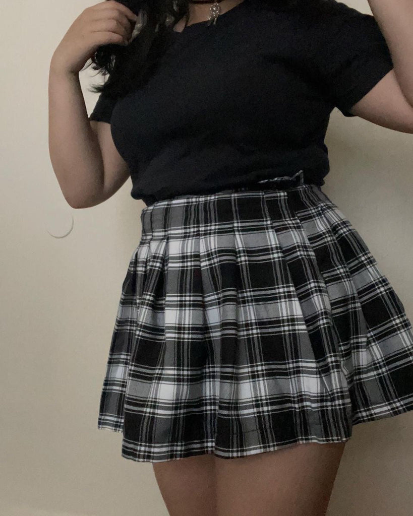 Japanese - Inspired Black Checkered Pleated Mini Skirt - I Z F