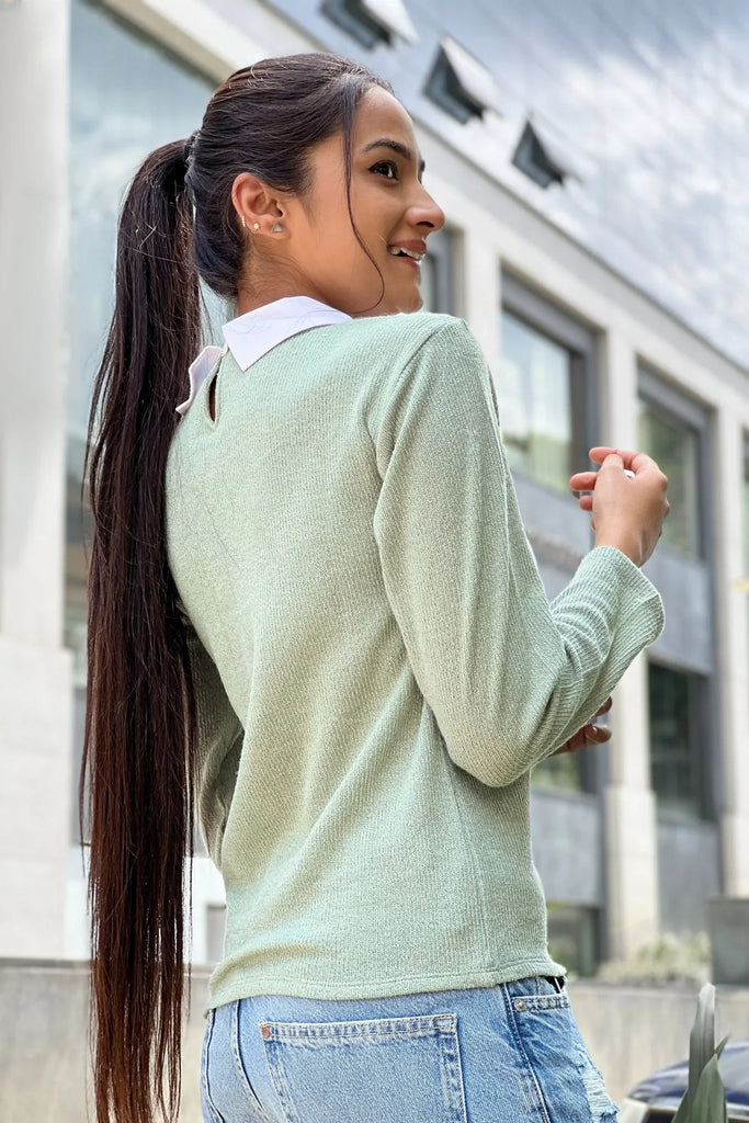 Long Sleeve Contrast Collar Top - I Z F