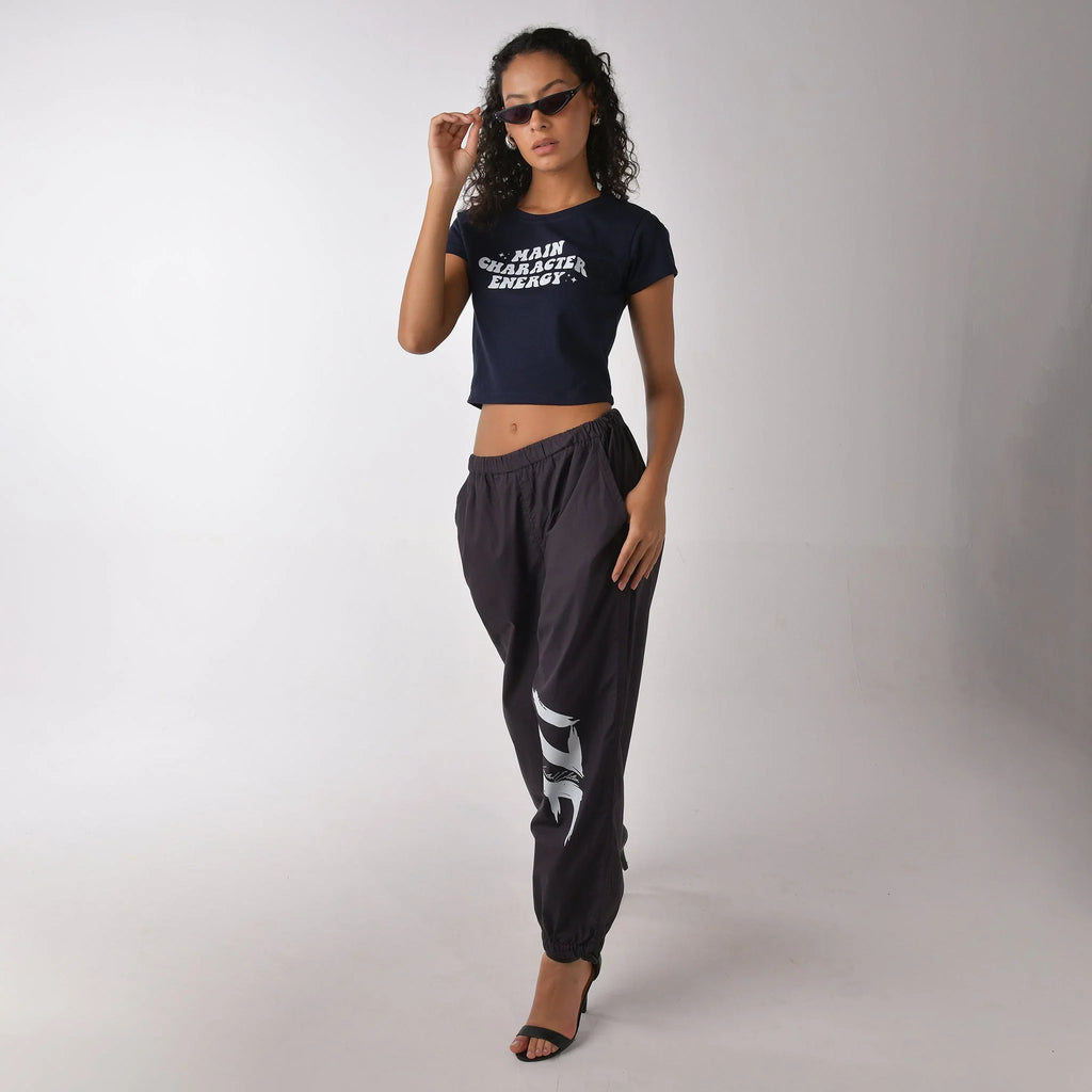 Main Character graphic printed Short Sleeve Crop Top baby tee - I Z F