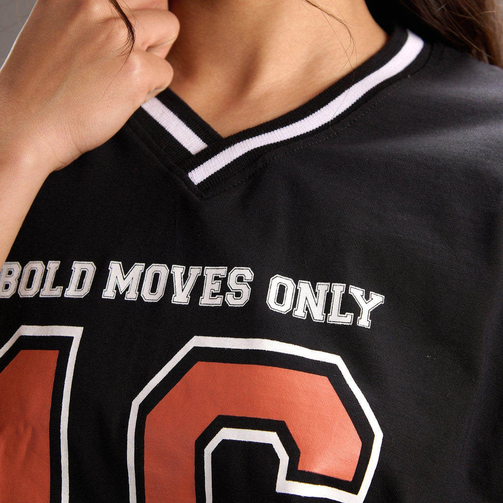 "No - 16" Oversize Varsity Black T-shirt for women - I Z F