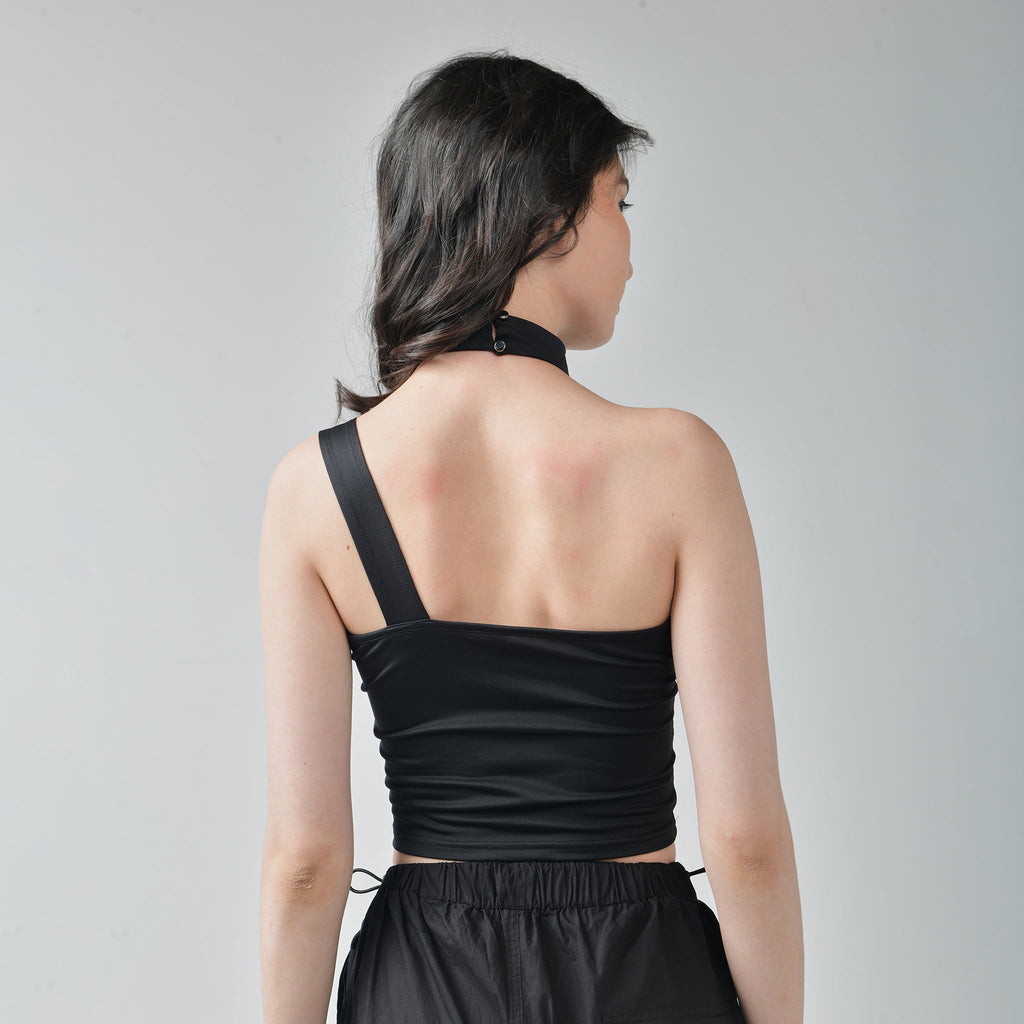 One - Shoulder Buckle Crop Top - I Z F