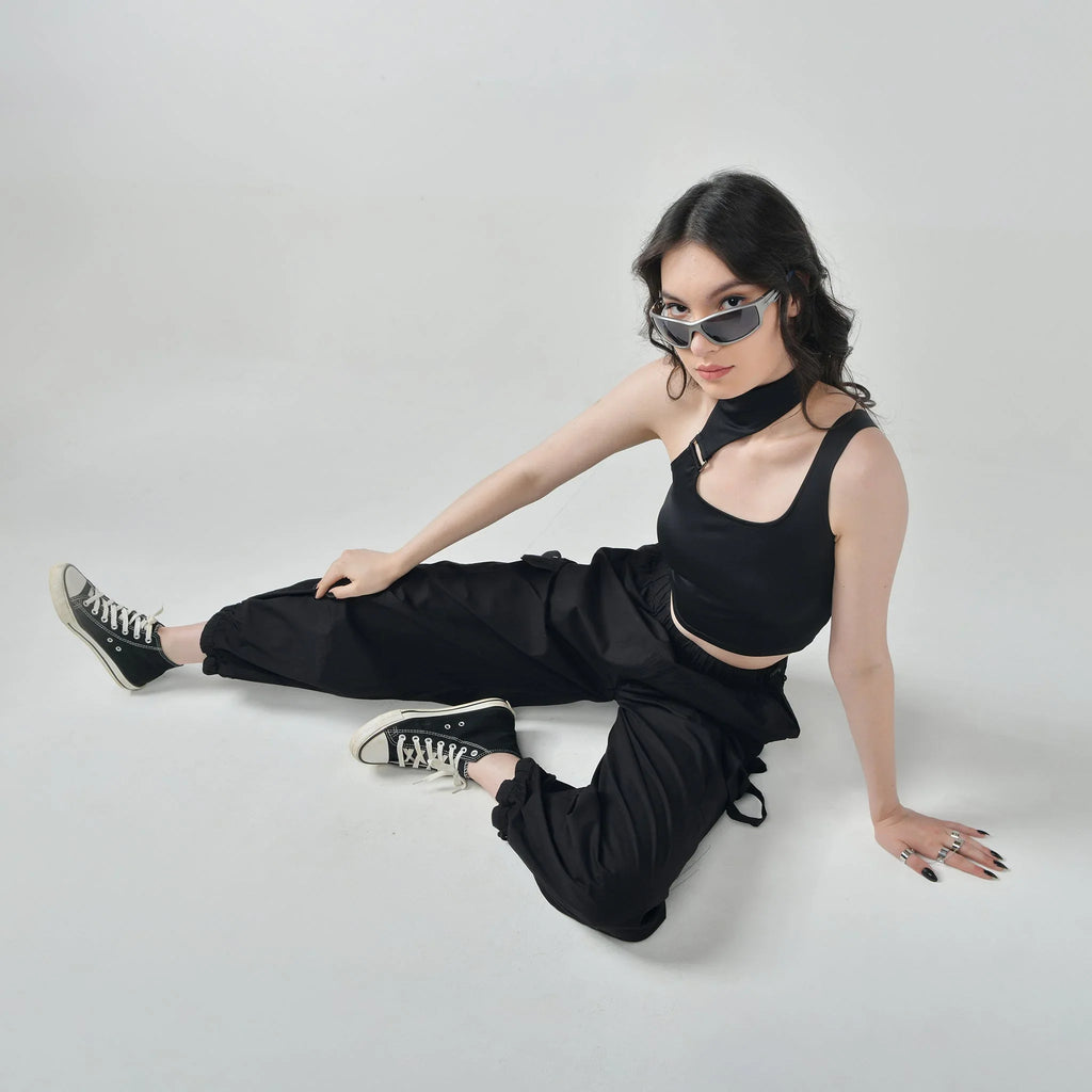 One - Shoulder Buckle Crop Top - I Z F