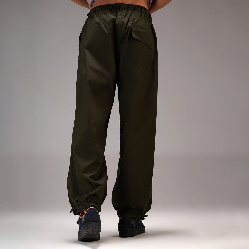 Printed "Limited edition" parachute pants for Men in Green - I Z F