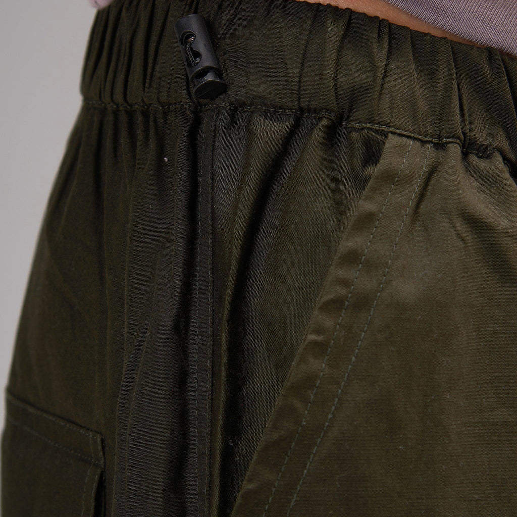 Printed "Limited edition" parachute pants for Men in Green - I Z F