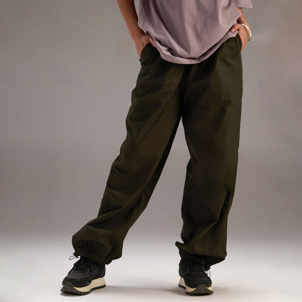 Unisex Green Parachute Pants - I Z F