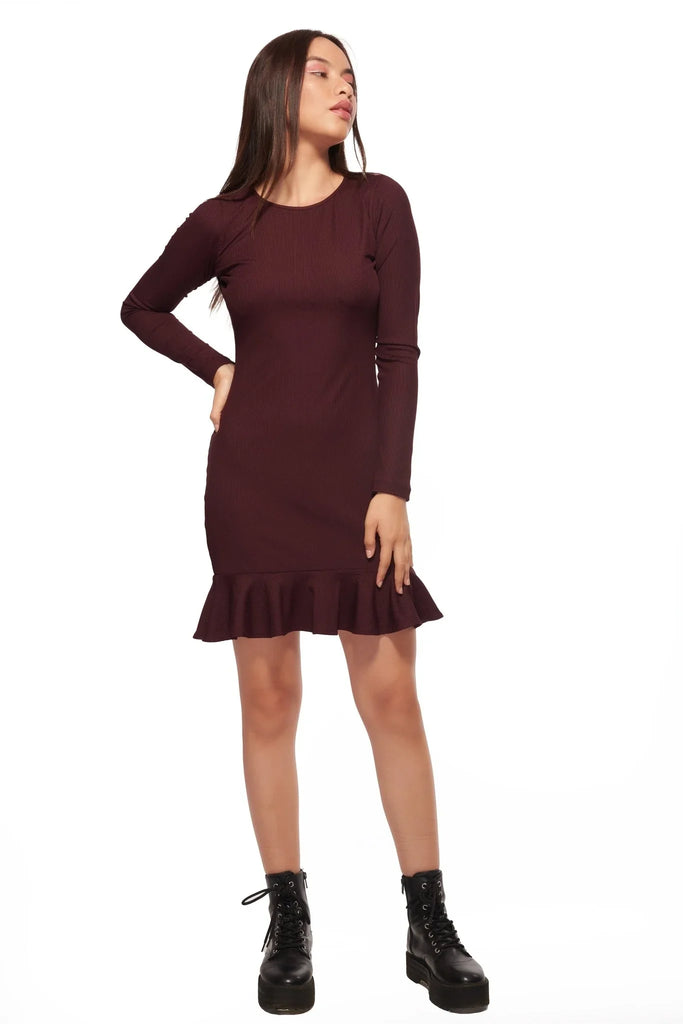 Wine Ruffle Bottom Straight Dress - I Z F