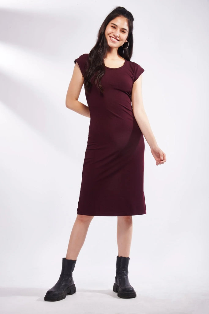 Wine Short Sleeve Midi Dress with Side Slits - I Z F